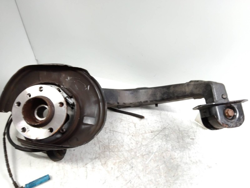 Recambio de mangueta trasera izquierda para bmw x3 (e83) xdrive 20d referencia OEM IAM 33303420501  