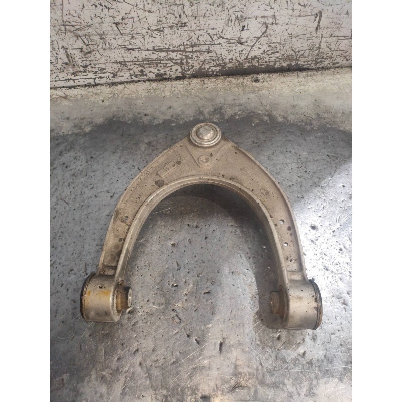 Recambio de brazo suspension superior delantero derecho para bmw serie 5 touring (f11) 530d xdrive referencia OEM IAM   