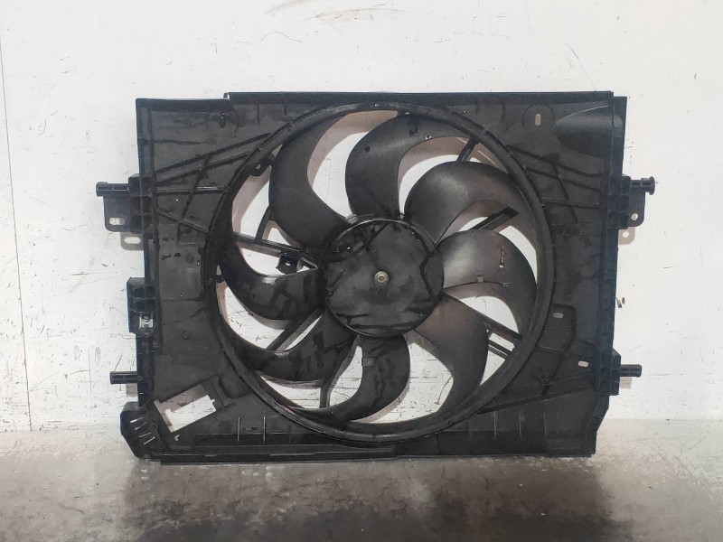 Recambio de electroventilador para dacia lodgy ambiance referencia OEM IAM 8240636  