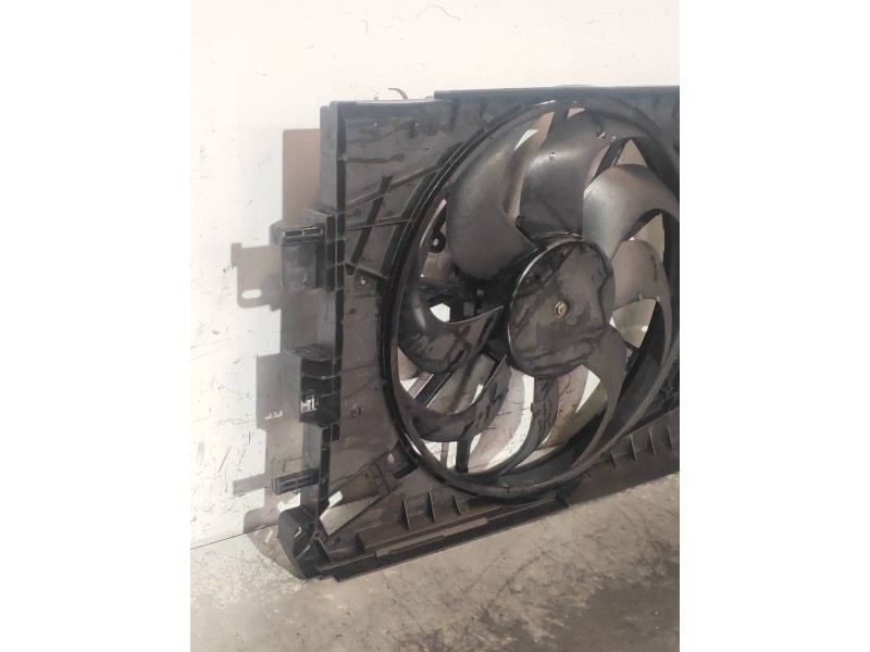 Recambio de electroventilador para dacia lodgy ambiance referencia OEM IAM 8240636  