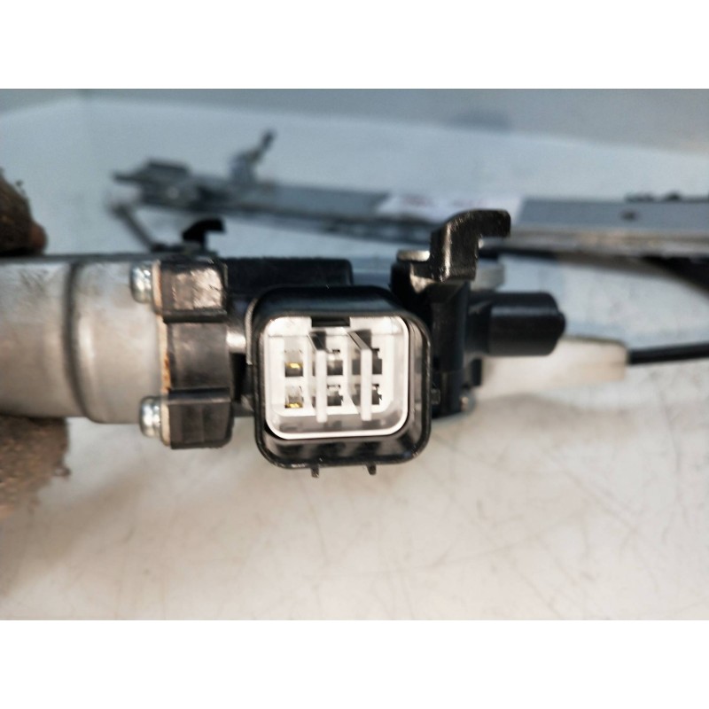 Recambio de elevalunas trasero derecho para subaru forester s12 2.0 diesel cat referencia OEM IAM   5P