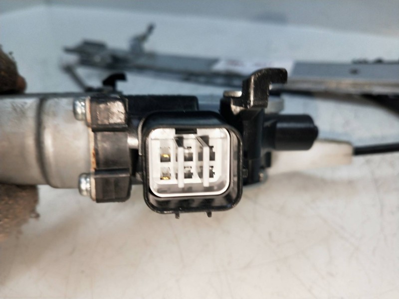 Recambio de elevalunas trasero derecho para subaru forester s12 2.0 diesel cat referencia OEM IAM   5P