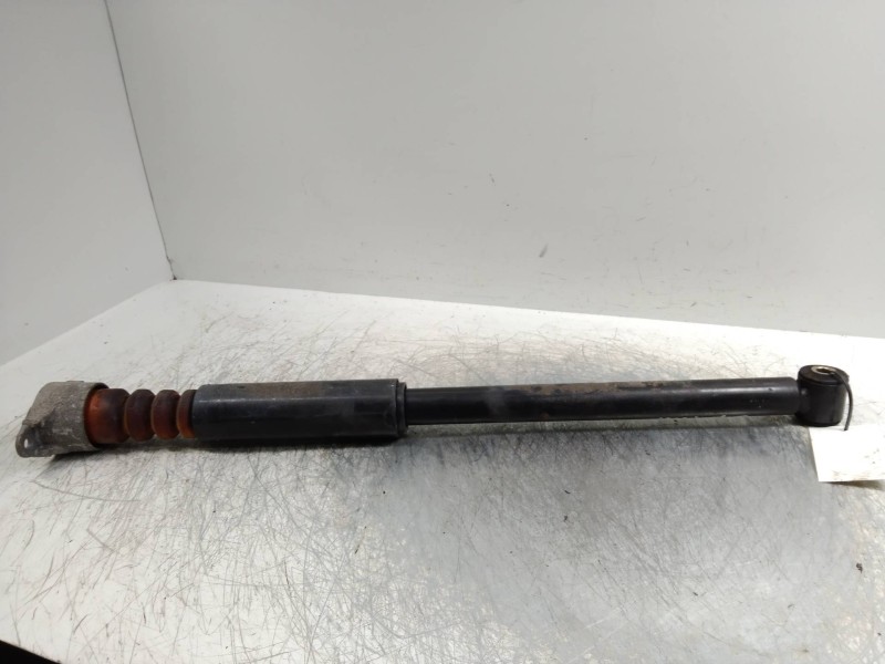 Recambio de amortiguador trasero para mazda 2 berlina (dy) 1.4 diesel cat referencia OEM IAM   