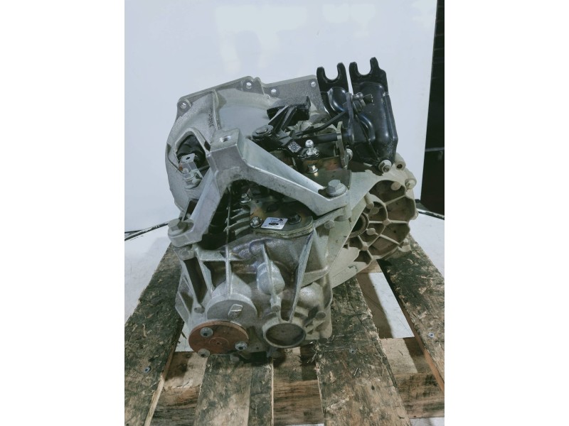 Recambio de caja cambios para ford focus lim. (cb4) trend referencia OEM IAM 6M5R7002YC T1GE2 120808 160050 5V