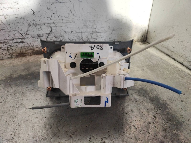 Recambio de mando calefaccion / aire acondicionado para nissan pixo (uao) acenta referencia OEM IAM   