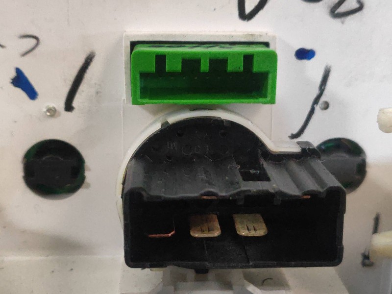 Recambio de mando calefaccion / aire acondicionado para nissan pixo (uao) acenta referencia OEM IAM   