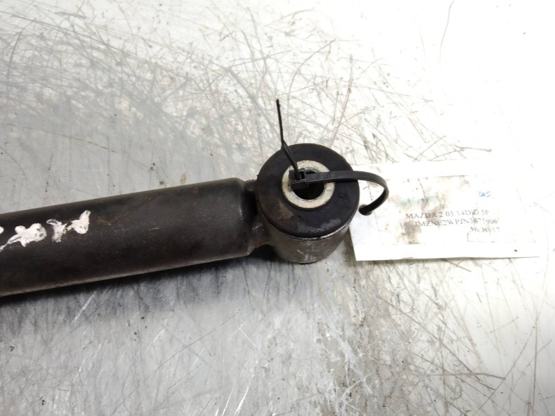 Recambio de amortiguador trasero para mazda 2 berlina (dy) 1.4 diesel cat referencia OEM IAM   