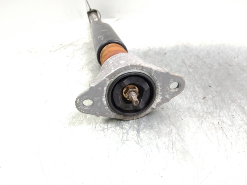 Recambio de amortiguador trasero para mazda 2 berlina (dy) 1.4 diesel cat referencia OEM IAM   