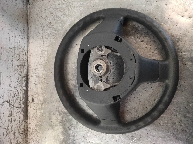 Recambio de volante para nissan pixo (uao) acenta referencia OEM IAM   