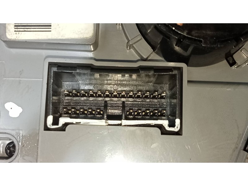 Recambio de mando calefaccion / aire acondicionado para hyundai accent (mc) gl crdi referencia OEM IAM 972501EXXX  