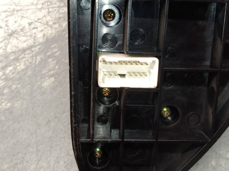 Recambio de sistema navegacion gps para nissan primera berlina (p12) acenta referencia OEM IAM 28395BA000 28090BA000 28185BA010