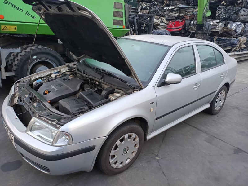 skoda octavia berlina (1u2) del año 2003