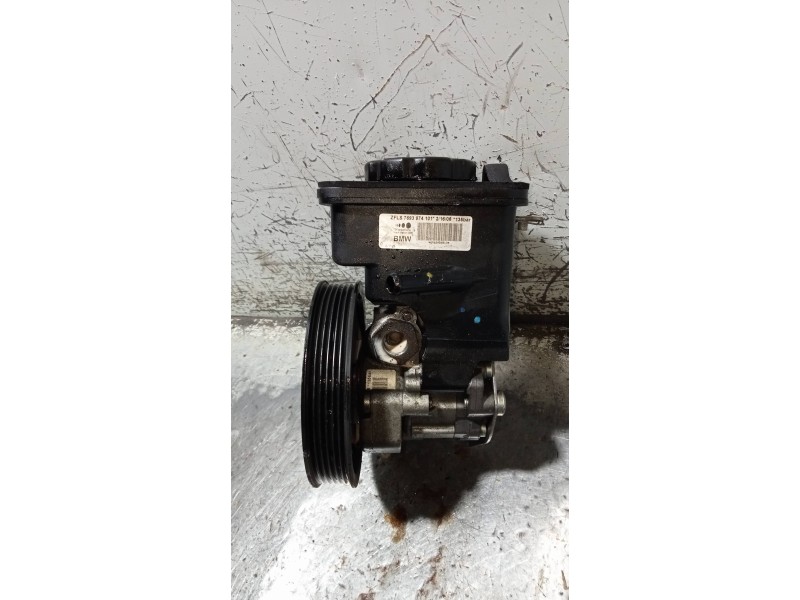 Recambio de bomba direccion para bmw serie 5 berlina (e60) 520d referencia OEM IAM 7693974101  