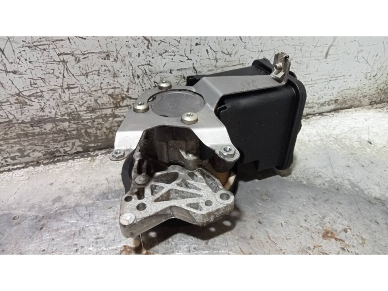 Recambio de bomba direccion para bmw serie 5 berlina (e60) 520d referencia OEM IAM 7693974101  