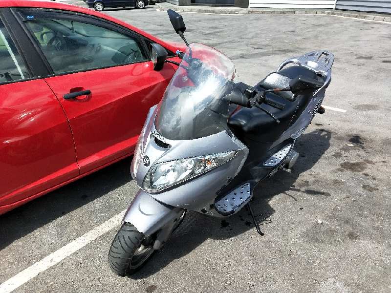 samada metro 125 del año 2009