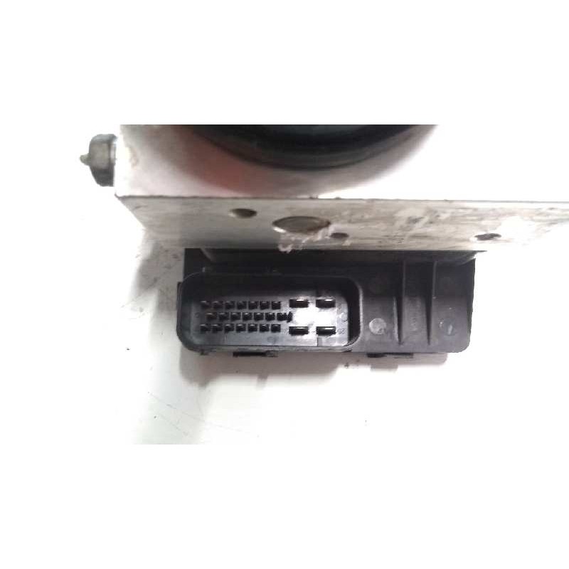 Recambio de abs para hyundai santa fe (sm) 2.7 gls 4x4 referencia OEM IAM 9566026500 116AAN2J173 5890026150 BH60101110