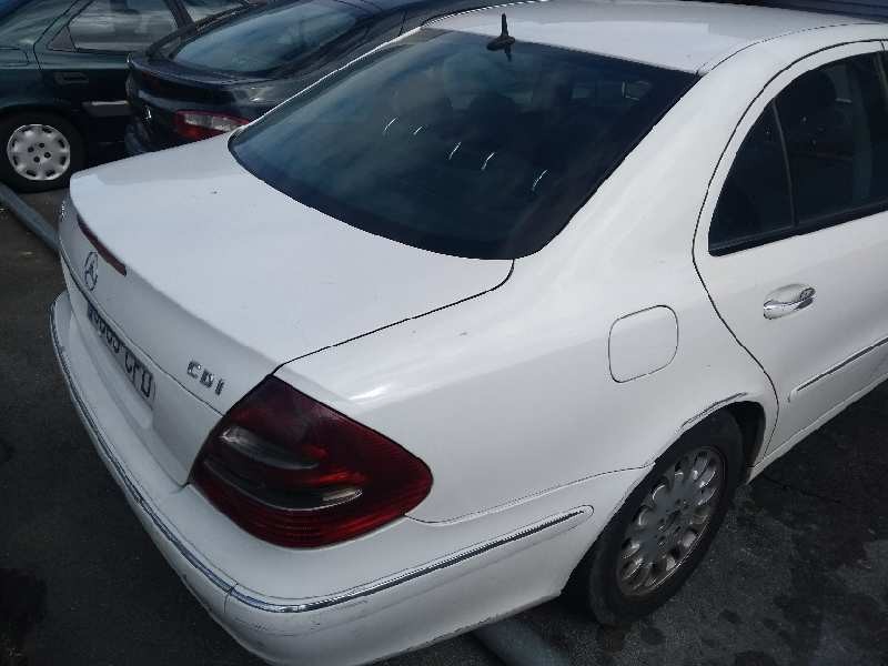 mercedes clase e (w211) berlina del año 2003