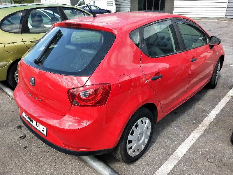 seat ibiza (6j5) del año 2010