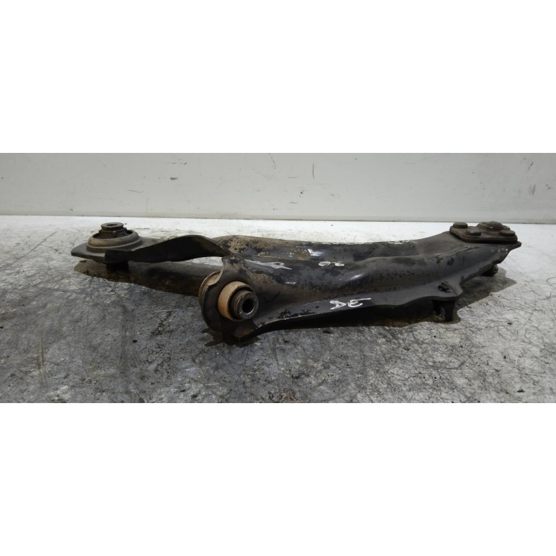 Recambio de brazo suspension inferior delantero derecho para renault kangoo furgón compact comfort referencia OEM IAM   