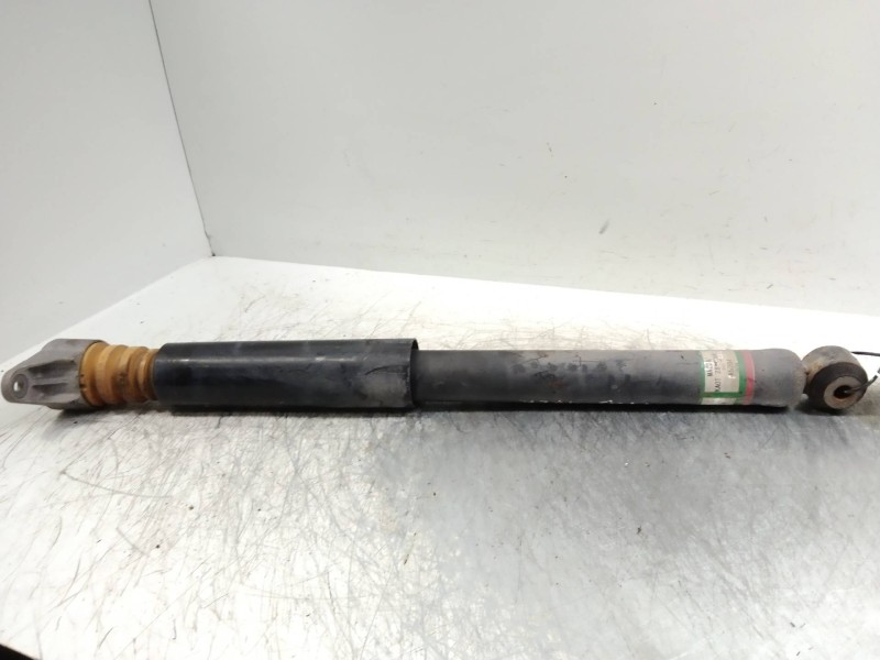 Recambio de amortiguador trasero para mazda cx-5 2.2 turbodiesel cat referencia OEM IAM   