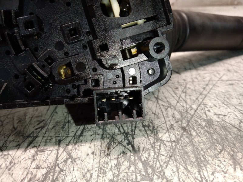 Recambio de mando luces para lancia kappa berlina 2.4 tds le referencia OEM IAM 1772553  