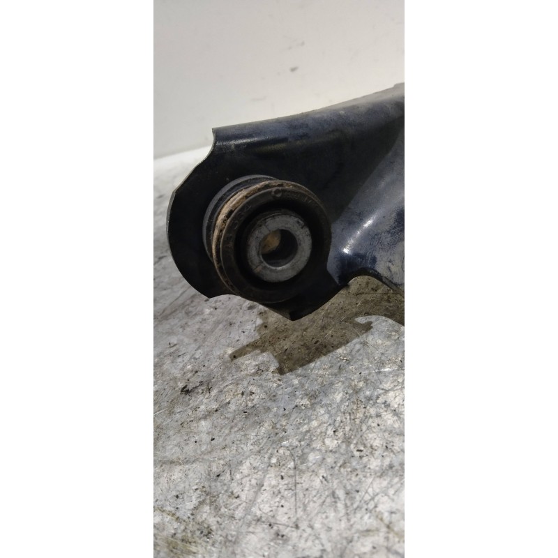 Recambio de brazo suspension inferior delantero derecho para renault kangoo furgón compact comfort referencia OEM IAM   