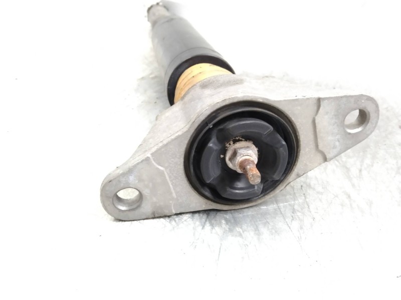 Recambio de amortiguador trasero para mazda cx-5 2.2 turbodiesel cat referencia OEM IAM   