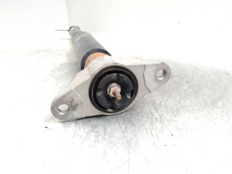 Recambio de amortiguador trasero para mazda cx-5 2.2 turbodiesel cat referencia OEM IAM   