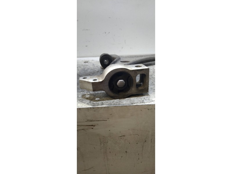 Recambio de brazo suspension inferior delantero derecho para volkswagen passat berlina (3c2) highline referencia OEM IAM   