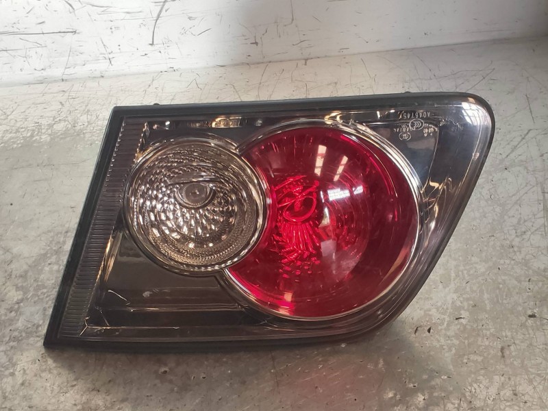 Recambio de piloto trasero derecho interior para mazda 6 berlina (gg) 2.0 crtd 120 active (5-ptas.) referencia OEM IAM   