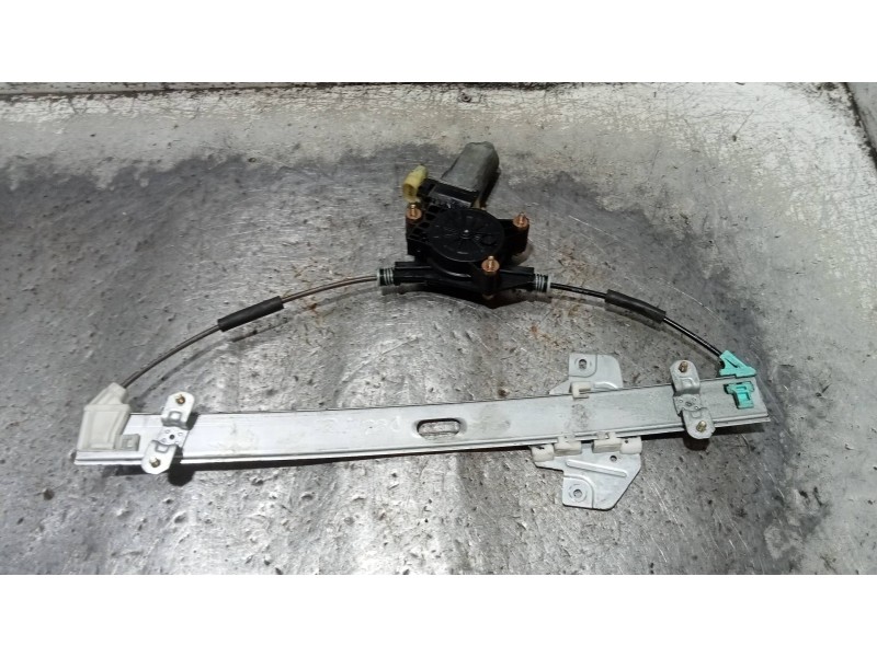 Recambio de elevalunas delantero izquierdo para hyundai accent (mc) gl crdi referencia OEM IAM   4P