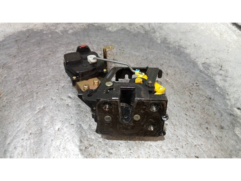 Recambio de motor cierre centralizado delantero derecho para hyundai accent (mc) gl crdi referencia OEM IAM   