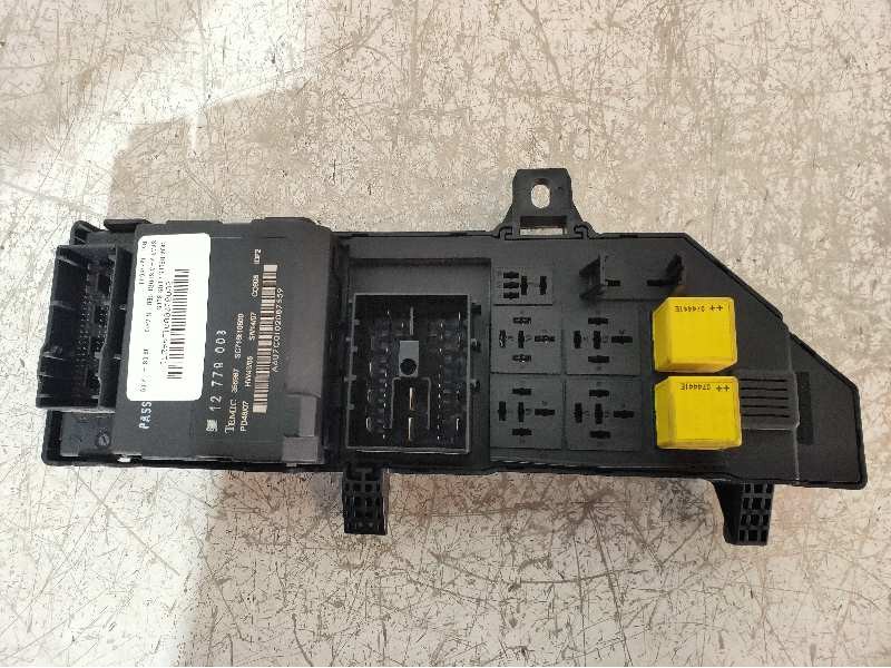 Recambio de caja reles / fusibles para saab 9-3 sport sedán aero referencia OEM IAM 12779003 356967 