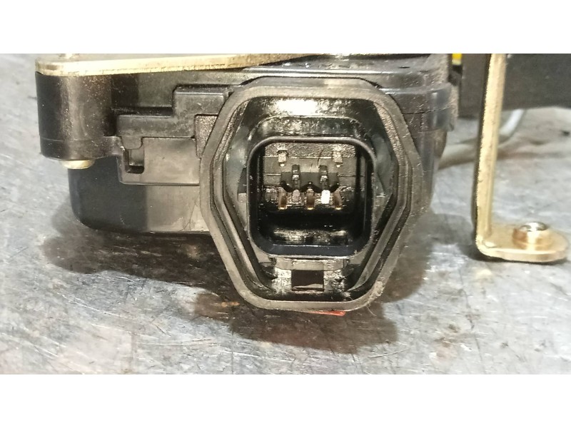 Recambio de motor cierre centralizado delantero derecho para hyundai accent (mc) gl crdi referencia OEM IAM   