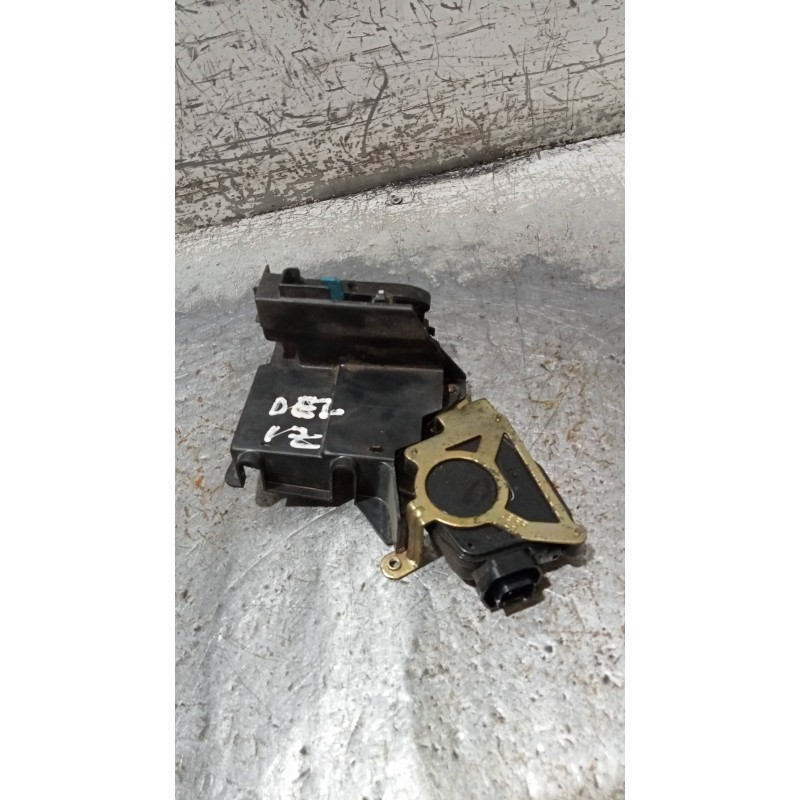 Recambio de motor cierre centralizado delantero izquierdo para hyundai accent (mc) gl crdi referencia OEM IAM   