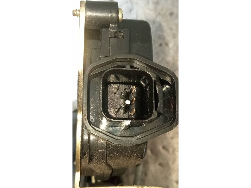 Recambio de motor cierre centralizado delantero izquierdo para hyundai accent (mc) gl crdi referencia OEM IAM   