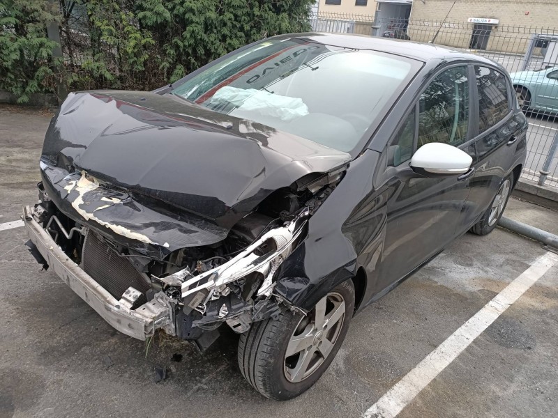 peugeot 208 del año 2015