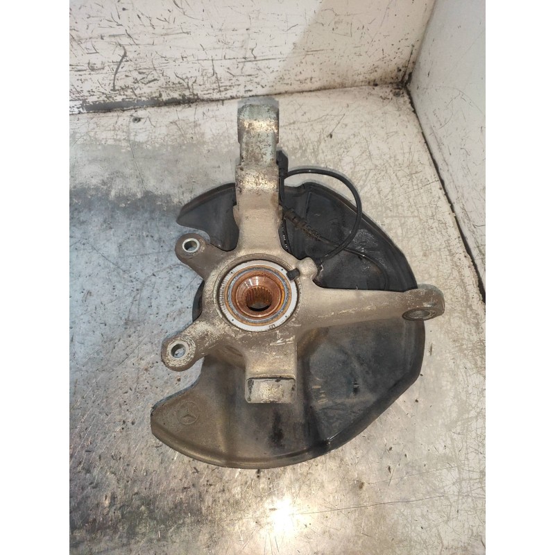 Recambio de mangueta delantera izquierda para mercedes clase b (w245) 180 cdi (245.207) referencia OEM IAM   