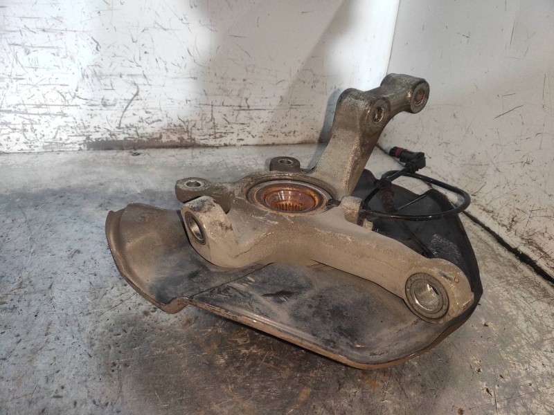 Recambio de mangueta delantera izquierda para mercedes clase b (w245) 180 cdi (245.207) referencia OEM IAM   