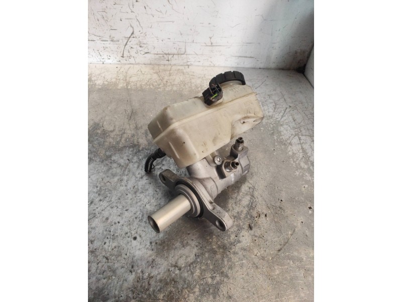Recambio de bomba freno para dacia lodgy ambiance referencia OEM IAM   