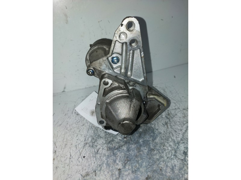 Recambio de motor arranque para dacia sandero stepway referencia OEM IAM M000T46571ZT 2330000779R 