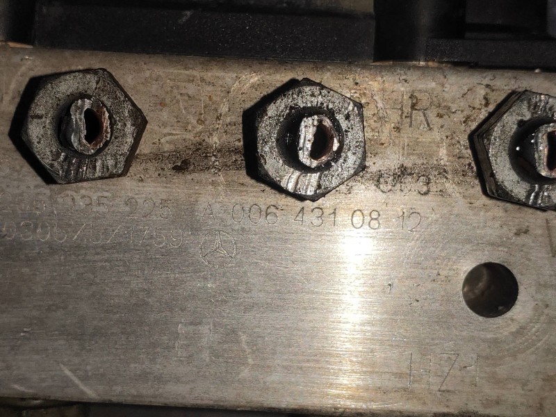 Recambio de abs para mercedes clase b (w245) 180 cdi (245.207) referencia OEM IAM 0265235225 A0064310812 0265950618