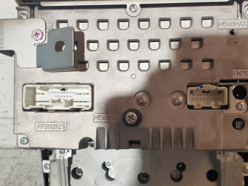 Recambio de sistema audio / radio cd para mazda 6 berlina (gg) 2.0 crtd 120 active (5-ptas.) referencia OEM IAM GR4B66DSX CQMM45