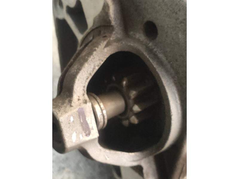 Recambio de motor arranque para dacia lodgy ambiance referencia OEM IAM 233003329R  