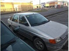 ford escort berlina/turnier del año 1990 2