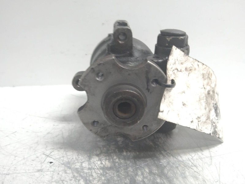 Recambio de bomba direccion para peugeot 405 berlina 1.9 cat referencia OEM IAM   