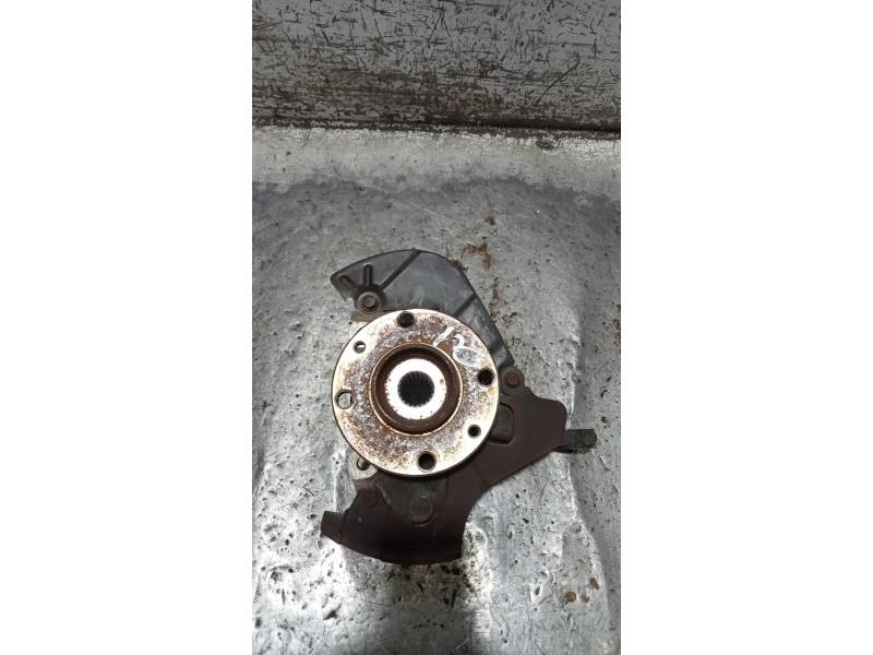 Recambio de mangueta delantera izquierda para fiat nuova 500 (150) 1.2 cat referencia OEM IAM   