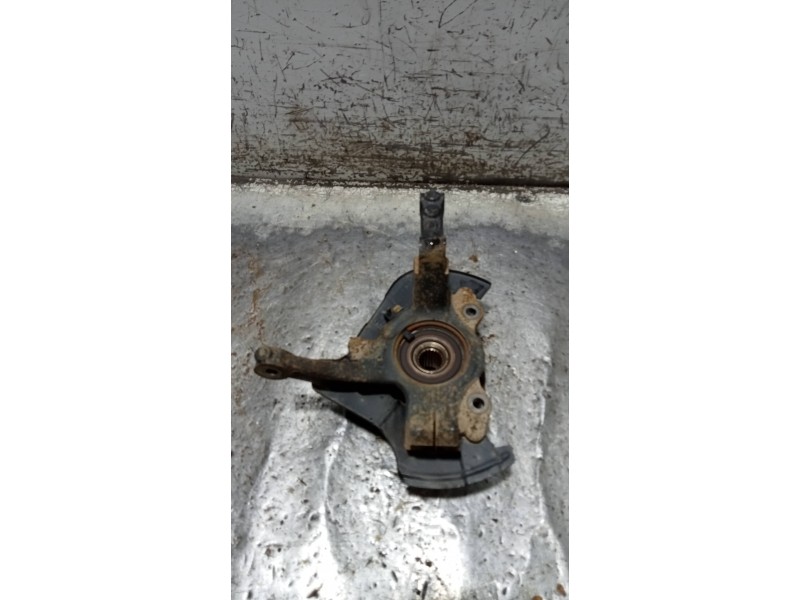 Recambio de mangueta delantera izquierda para fiat nuova 500 (150) 1.2 cat referencia OEM IAM   