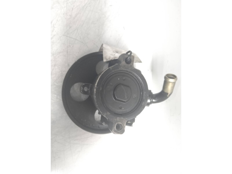 Recambio de bomba direccion para peugeot 405 berlina 2.0 cat referencia OEM IAM   