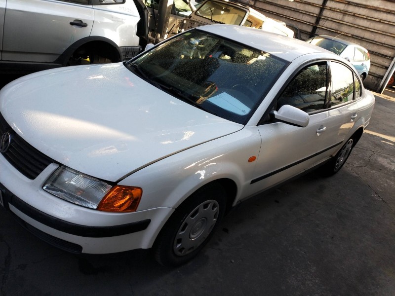 volkswagen passat berlina (3b2) del año 1997